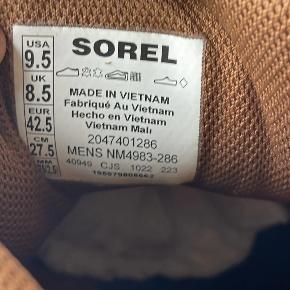 Sorel Buxton Lite Brown Ankle Boots